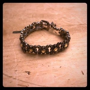 Vintage Style Crystal Flower Bracelet